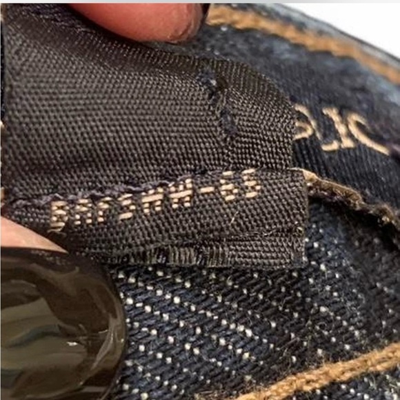 Banana Republic Women's size 6 Dark Blue low rise Skinny Jeans - Picture 5 of 5